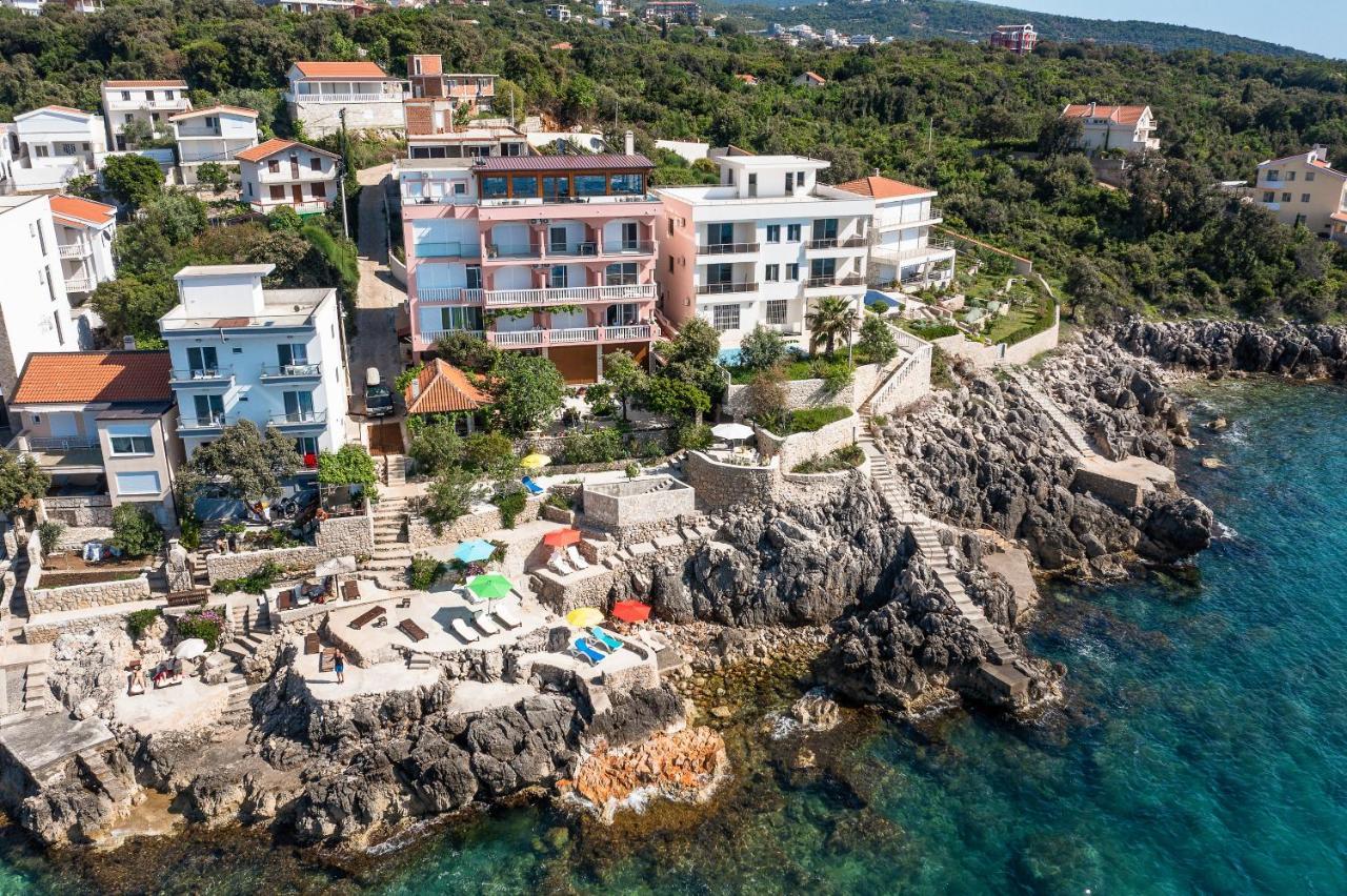 Dreamsea Apartment Utjeha Exterior foto